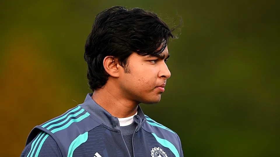 Sooryavanshi's Swing: India Chase NZ in Christchurch Amid T20 Toss Strategy Shifts